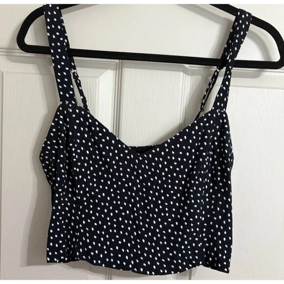 Hollister Cropped Navy With White Polka Dots Large Top NWT Adjustable Straps - Picture 1 of 9